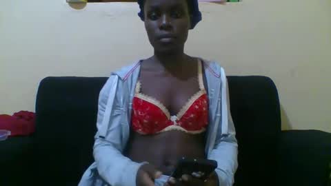 Snapshot of sweetvallerie chatting on October 27, 6:46 pm sweetvallerie online show from October 27, 6:46 pm