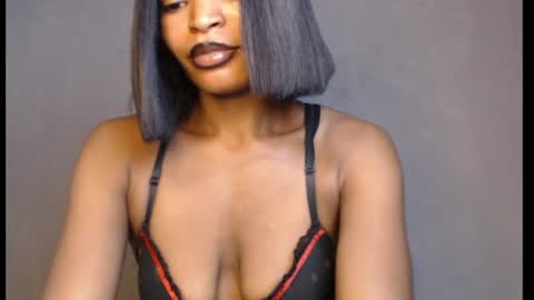 sweetxxboobsx online show from June 14, 8:36 am