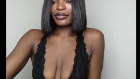 sweetxxboobsx online show from October 24, 8:27 pm