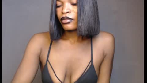sweetxxboobsx online show from June 17, 8:26 am