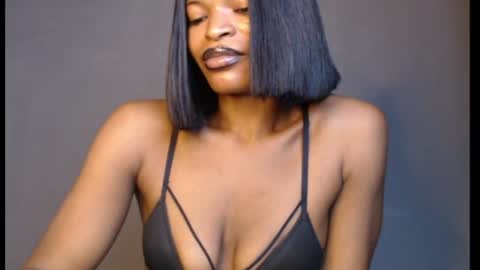 sweetxxboobsx online show from July 25, 8:10 am