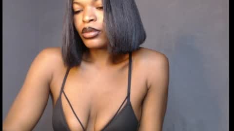 sweetxxboobsx online show from July 29, 7:30 am