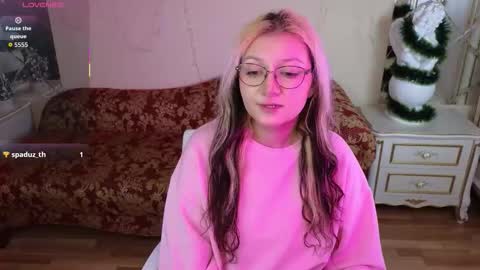 Hot Candy online show from December 20, 11:25 am