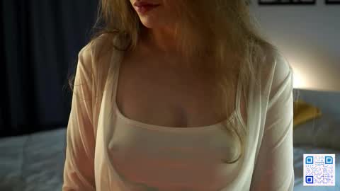 Bella . online show from October 28, 10:25 pm