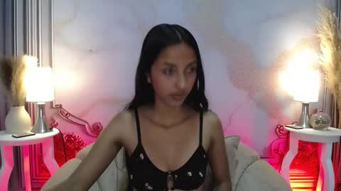 Snapshot of sweetylally chatting on September 17, 12:25 pm LAURA online show from September 17, 12:25 pm