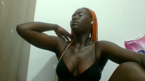 sweevagina22 online show from February 21, 9:48 pm