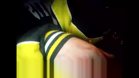 swollenclitneedsdad online show from April 7, 4:36 am