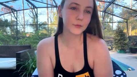 Jennah online show from January 25, 9:46 pm