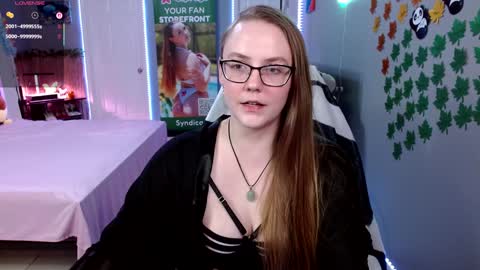 Jennah online show from January 9, 12:15 am