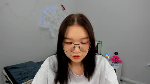 Yuki online show from June 8, 2:29 pm
