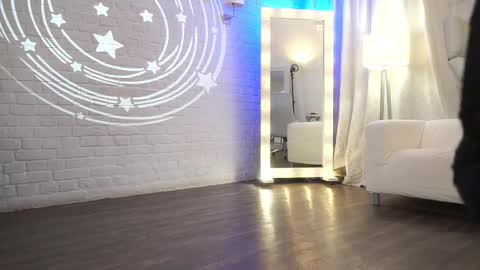 Margo online show from November 25, 3:25 pm