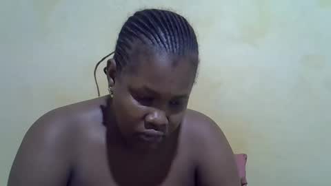 Snapshot of taliah254 chatting on October 18, 8:17 am taliah254 online show from October 18, 8:17 am