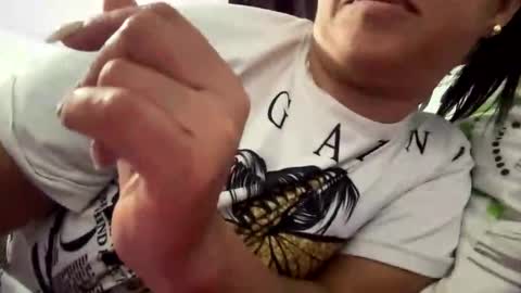 Snapshot of talianavega chatting on October 9, 2:43 pm tali online show from October 9, 2:43 pm