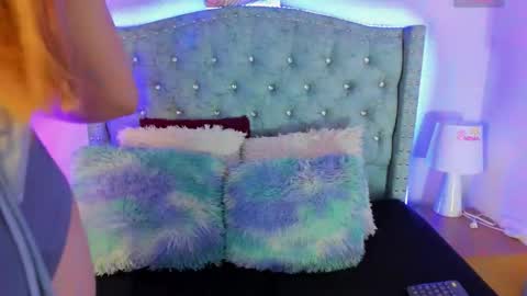 Talia Sky online show from June 3, 2:33 pm