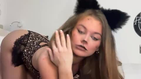 Talia online show from October 28, 6:35 pm