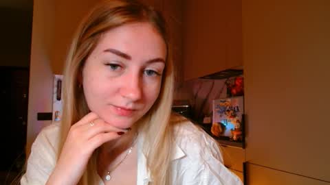  Kira  online show from February 3, 6:51 am