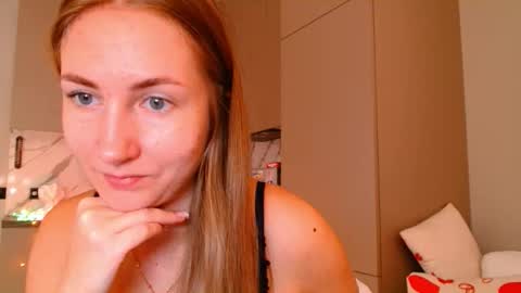  Kira  online show from December 3, 8:28 am