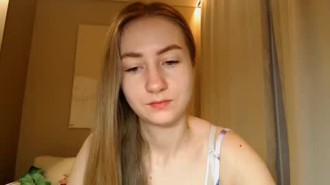  Kira  online show from January 18, 5:52 am