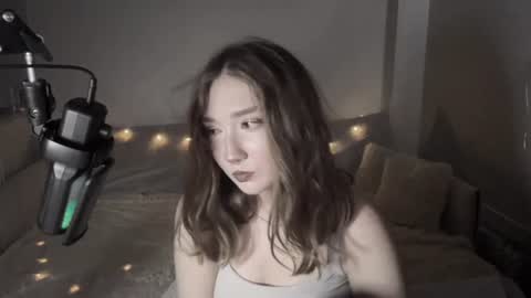 Lola online show from July 14, 11:59 am