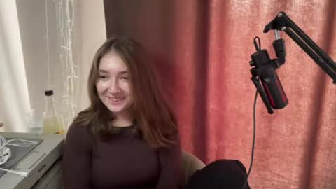 Lola online show from July 25, 11:28 am