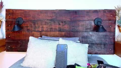    online show from January 17, 10:23 am