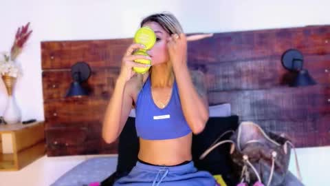    online show from March 4, 10:22 am