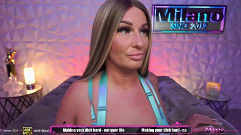 Snapshot of tamaramilano chatting on January 17, 10:00 am TamaraMilano online show from January 17, 10:00 am