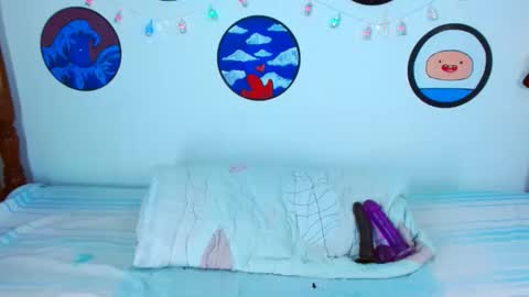 Snapshot of tamararoar chatting on December 13, 6:05 pm Tamara online show from December 13, 6:05 pm