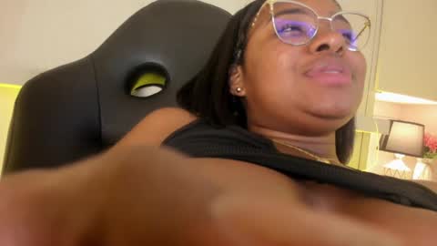 Tami online show from May 13, 9:31 pm
