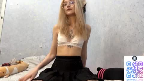 Monica online show from June 20, 3:04 pm
