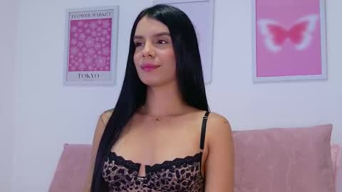 Snapshot of tamy_sweet01 chatting on September 26, 11:56 pm tamy sweet01 online show from September 26, 11:56 pm