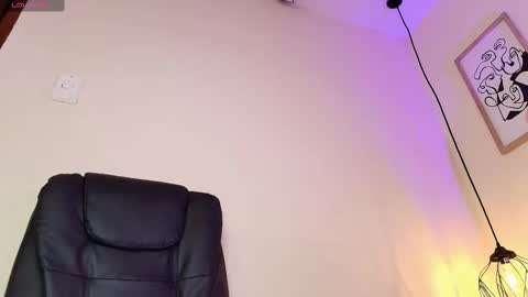 Snapshot of tamyygh_ chatting on September 27, 12:01 pm Tammy online show from September 27, 12:01 pm