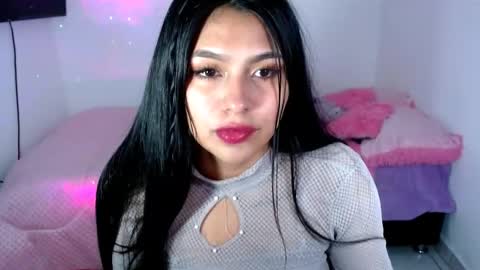 Snapshot of tania_rendon1 chatting on December 31, 8:26 am Tania online show from December 31, 8:26 am