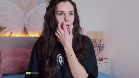 Tania Amore online show from May 24, 7:35 pm
