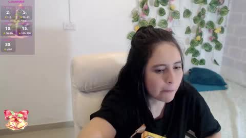 Tania  online show from January 9, 6:45 pm