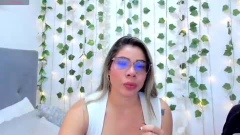 taragreyt_ online show from July 23, 1:08 pm