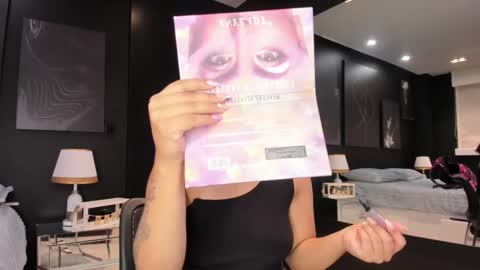 Tara Hills online show from February 18, 1:33 pm