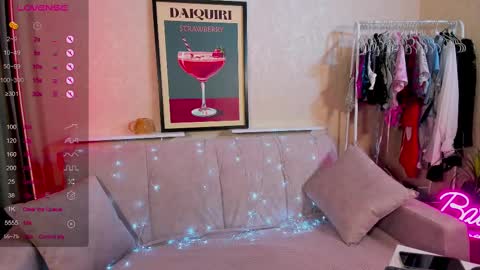 Snapshot of tasty__booty chatting on March 11, 6:41 am Ann online show from March 11, 6:41 am