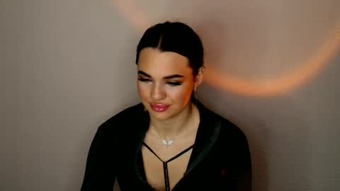 tasty_babyy online show from December 3, 7:33 pm