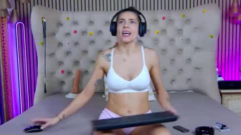 TastyPatricia online show from February 19, 3:44 pm