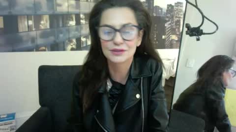 Apple Jucy online show from February 5, 7:33 am