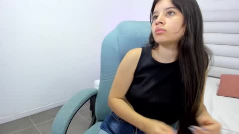 Snapshot of tatiana_arboleda chatting on September 12, 5:42 pm tatiana_arboleda online show from September 12, 5:42 pm