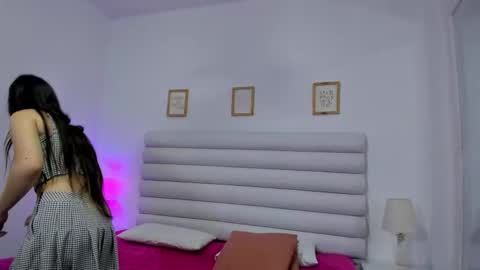 Snapshot of tatiana_arboleda chatting on September 16, 10:56 am tatiana_arboleda online show from September 16, 10:56 am