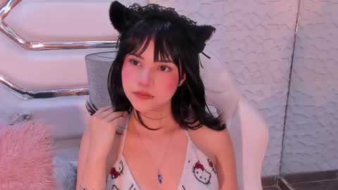 tatilee online show from November 11, 6:49 pm