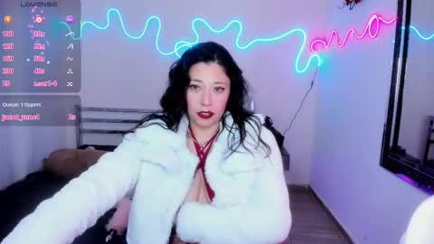 High Mami  online show from October 1, 7:24 am