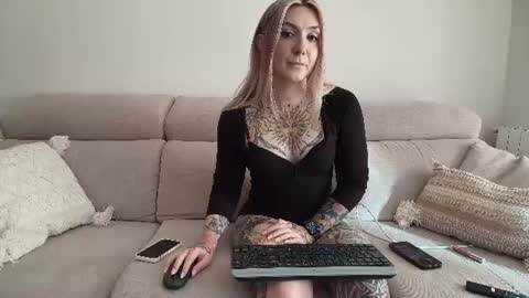 tattoobbgirl online show from June 29, 3:34 pm