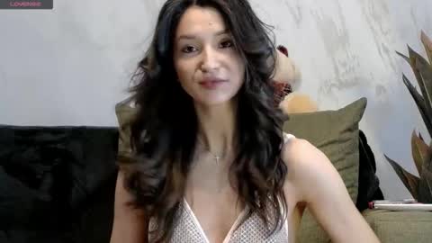 TayaKayan online show from March 18, 2:00 pm