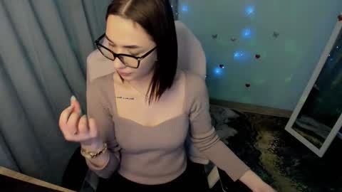 Tayla online show from January 15, 1:39 pm