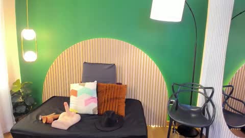 Taylor Bennet online show from November 13, 11:42 am