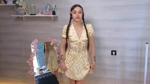Belle online show from June 11, 3:36 am